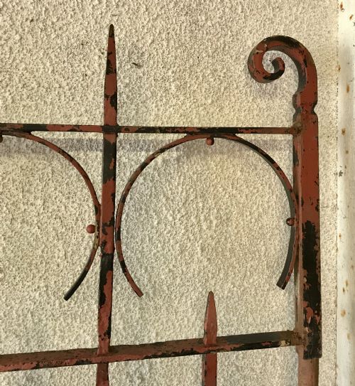 PAIR OF IMPRESSIVE VICTORIAN ENTRANCE DRIVEWAY GATES 10' 3 WIDE - ADDITIONAL PHOTO 3