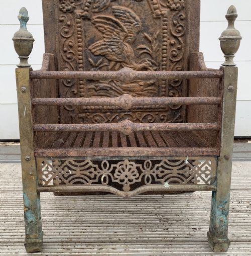 19TH CENTURY BRASS AND IRON FIRE BASKET - ADDITIONAL PHOTO 3