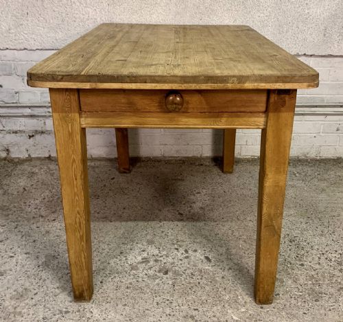 VICTORIAN PINE SCRUB TOP TABLE WITH SINGLE DRAWER TO END AND ON TAPERING LEGS - ADDITIONAL PHOTO 7