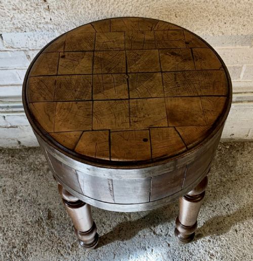 19TH CENTURY FRENCH BUTCHERS BLOCK - ADDITIONAL PHOTO 3