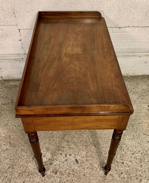 VICTORIAN MAHOGANY WRITING TABLE WITH ORIGINAL BRASS KNOBS - ADDITIONAL PHOTO 4