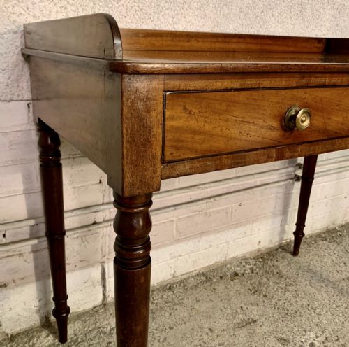 VICTORIAN MAHOGANY WRITING TABLE WITH ORIGINAL BRASS KNOBS - ADDITIONAL PHOTO 5