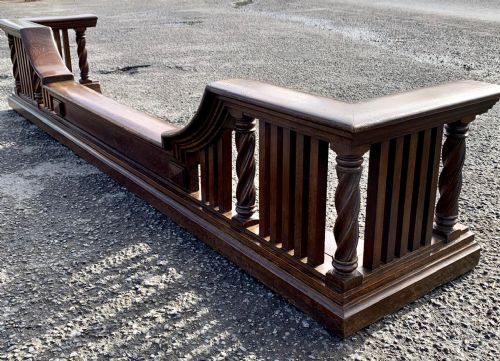CIRCA 1900 LARGE SCALE OAK FENDER FROM A COUNTRY HOUSE - ADDITIONAL PHOTO 11