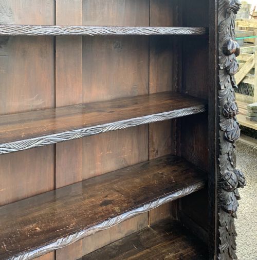 VICTORIAN CARVED OAK BOOKCASE WITH 3 ADJUSTABLE SHELVES - ADDITIONAL PHOTO 7