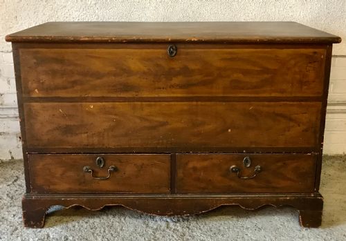 19TH CENTURY PINE MULE CHEST WITH ORIGINAL GRAIN EFFECT FINISH - ADDITIONAL PHOTO 1