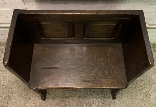 19TH CENTURY SINGLE SEAT OAK PEW - ADDITIONAL PHOTO 3