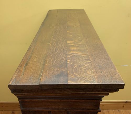 CIRCA 1900 OAK BOOKCASE WITH 2 GLAZED DOORS ENCLOSING 3 ADJUSTABLE SHELVES - ADDITIONAL PHOTO 3