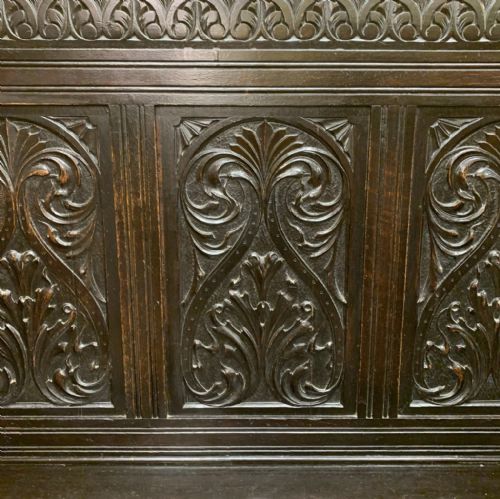 CIRCA 1900 CARVED OAK BENCH - ADDITIONAL PHOTO 4