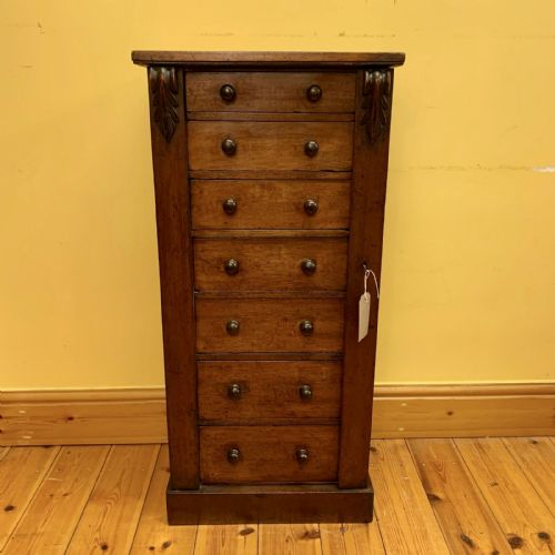 victorian mahogany wellington chest complete with original knobs and key - CATEGORY: ANTIQUE CHEST OF DRAWERS - DATED VICTORIAN