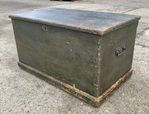 VICTORIAN PINE BLANKET BOX WITH ORIGINAL PAINT - ADDITIONAL PHOTO 2