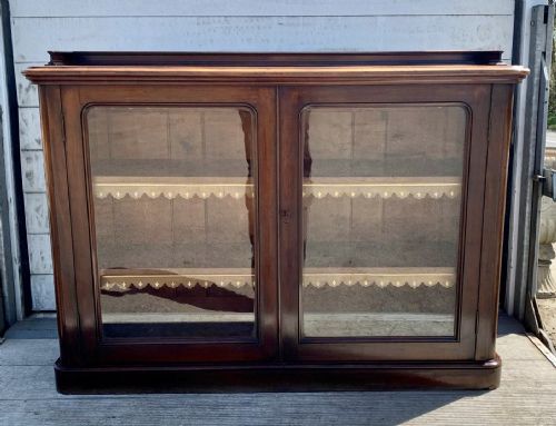 VICTORIAN MAHOGANY BOOKCASE WITH 2 GLAZED DOORS COMPLETE WITH KEY - ADDITIONAL PHOTO 1