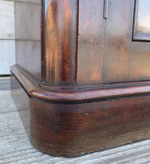 VICTORIAN MAHOGANY BOOKCASE WITH 2 GLAZED DOORS COMPLETE WITH KEY - ADDITIONAL PHOTO 10
