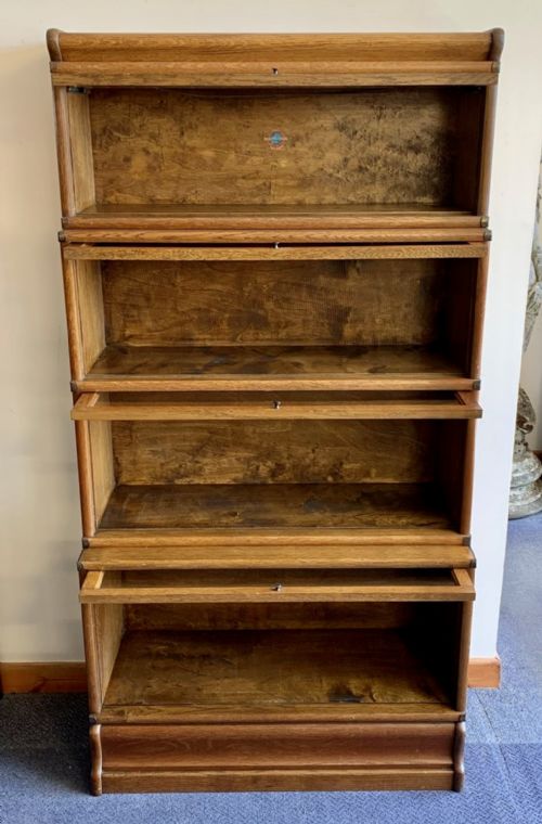 1920 GOLDEN OAK GLOBE WERNICKE 4 SECTION BOOKCASE - ADDITIONAL PHOTO 3