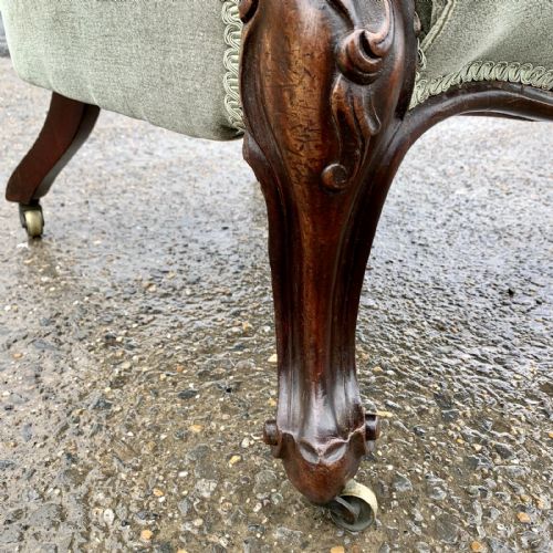 VICTORIAN WALNUT SHOW FRAME ARMCHAIR WITH BUTTON BACK UPHOLSTERY AND LEAF CAPPED CABRIOLE FRONT LEGS - ADDITIONAL PHOTO 5