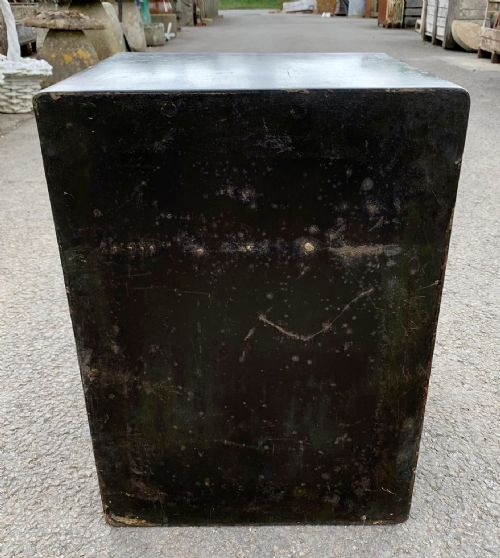 CIRCA 1920 SAFE IN ORIGINAL PAINT COMPLETE WITH KEYS FOR DOOR AND INTERNAL DRAWER - ADDITIONAL PHOTO 11