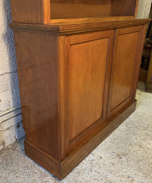 VICTORIAN MAHOGANY BOOKCASE COMPLETE WITH KEY - ADDITIONAL PHOTO 10