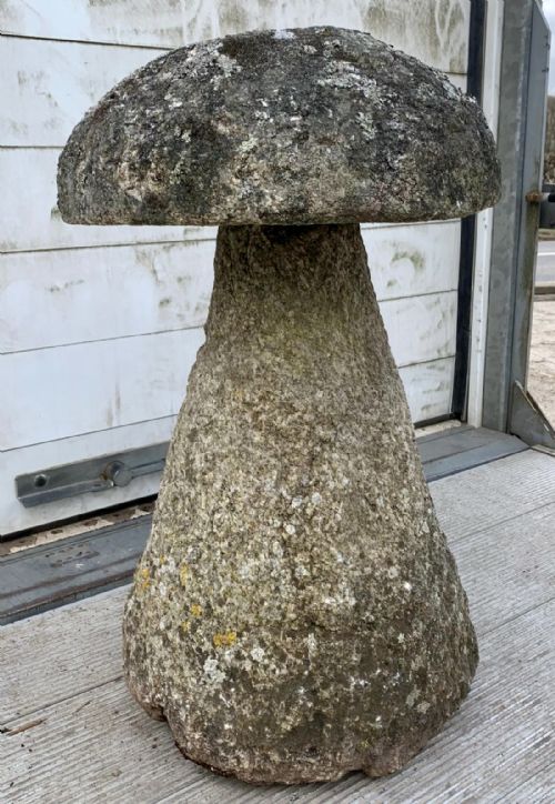 19TH CENTURY CORNISH GRANITE STADDLE STONE - ADDITIONAL PHOTO 6