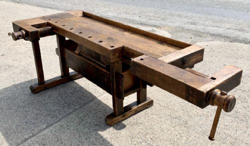 CIRCA 1900 LARGE PINE CARPENTER'S BENCH WITH BOTH VICES WORKING - ADDITIONAL PHOTO 5