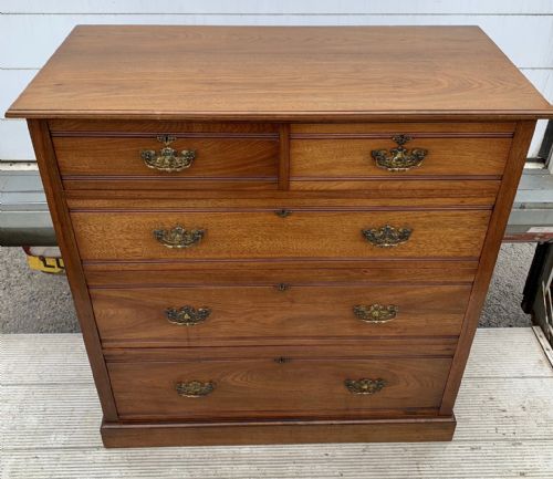 EDWARDIAN MAHOGANY CHEST OF DRAWERS WITH ORIGINAL BRASS HANDLES - ADDITIONAL PHOTO 2