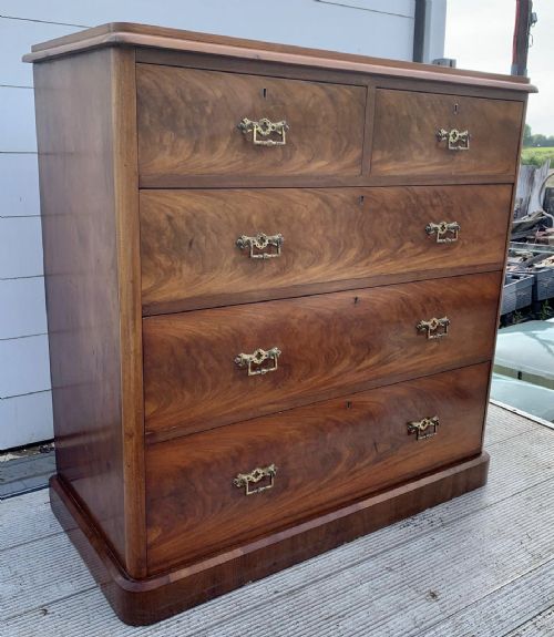 VICTORIAN MAHOGANY CHEST OF DRAWERS WITH ORIGINAL BRASS GOTHIC DROP HANDLES - ADDITIONAL PHOTO 2