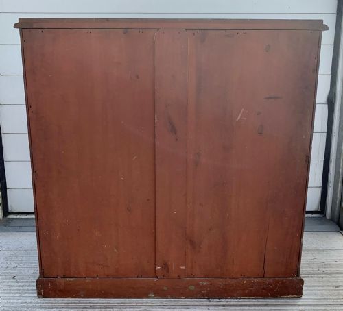 VICTORIAN MAHOGANY CHEST OF DRAWERS WITH ORIGINAL BRASS GOTHIC DROP HANDLES - ADDITIONAL PHOTO 10