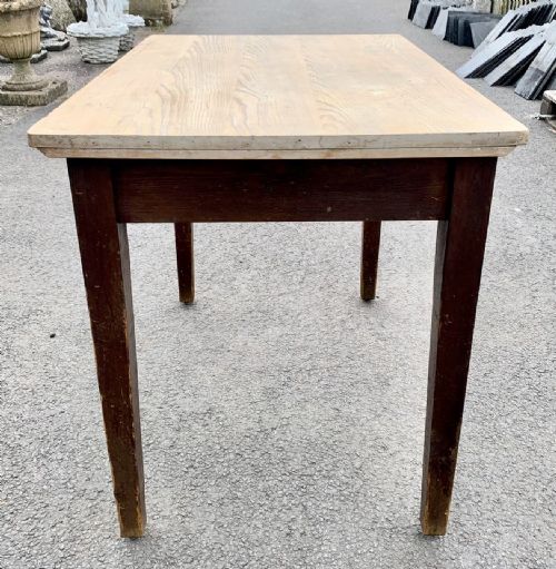 VICTORIAN PINE SCRUB TOP TABLE ON TAPERING LEGS AND WITH SINGLE END DRAWER - ADDITIONAL PHOTO 8