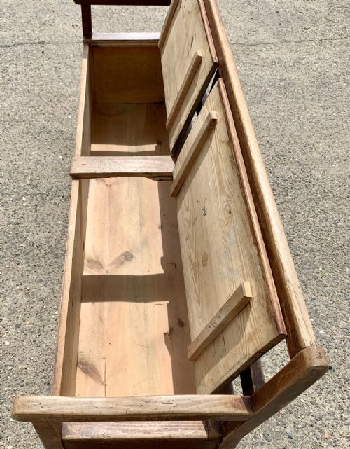 19TH CENTURY PINE BOX SEAT SETTLE IN ORIGINAL WORN PAINT FINISH - ADDITIONAL PHOTO 6