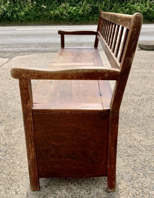 19TH CENTURY PINE BOX SEAT SETTLE IN ORIGINAL WORN PAINT FINISH - ADDITIONAL PHOTO 8