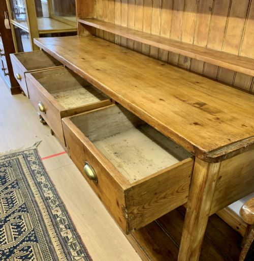 19TH CENTURY PINE POT BOARD DRESSER - ADDITIONAL PHOTO 4