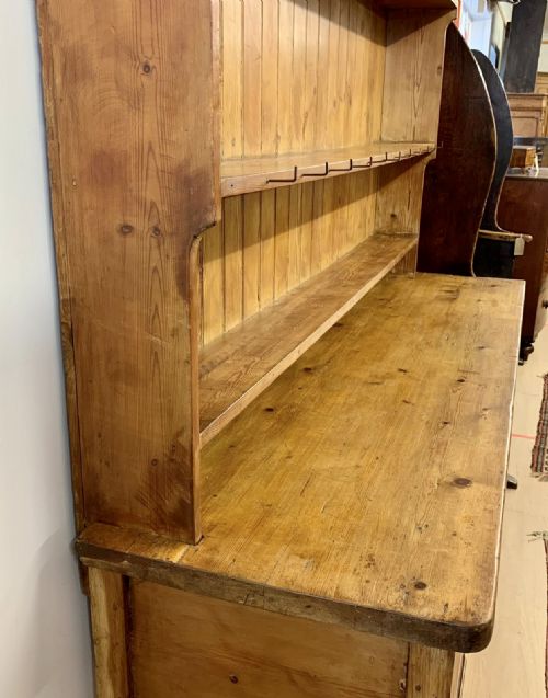 19TH CENTURY PINE POT BOARD DRESSER - ADDITIONAL PHOTO 9