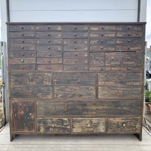 19th century pine bank of 43 drawers and 1 cupboard in original finish - CATEGORY: ANTIQUE CUPBOARDS - DATED 19TH CENTURY