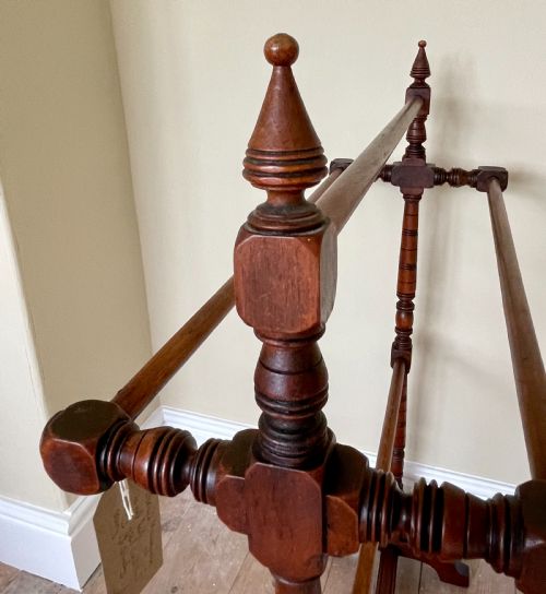 VICTORIAN MAHOGANY TOWEL RAIL - ADDITIONAL PHOTO 1