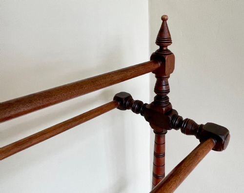 VICTORIAN MAHOGANY TOWEL RAIL - ADDITIONAL PHOTO 4