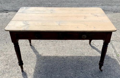 VICTORIAN PINE SCRUB TOP TABLE IN ORIGINAL STAINED FINISH - ADDITIONAL PHOTO 2