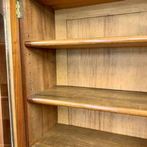 EARLY VICTORIAN 1850 MAHOGANY GLAZED BOOKCASE COMPLETE WITH KEYS - ADDITIONAL PHOTO 9