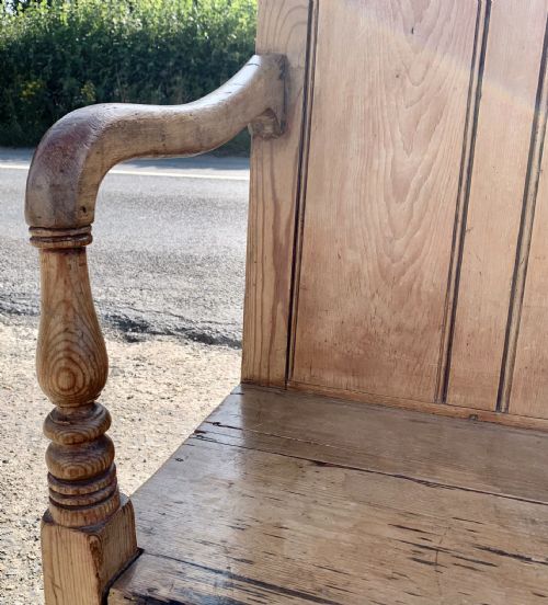 EARLY VICTORIAN PINE BENCH - ADDITIONAL PHOTO 3