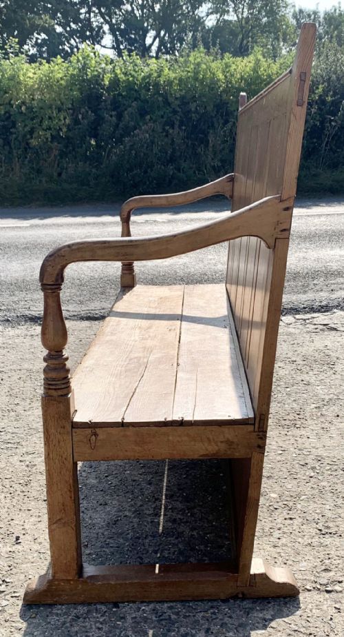 EARLY VICTORIAN PINE BENCH - ADDITIONAL PHOTO 4