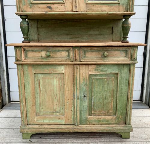 19TH CENTURY EAST EUROPEAN PAINTED PINE DRESSER IN ORIGINAL PAINT - ADDITIONAL PHOTO 5