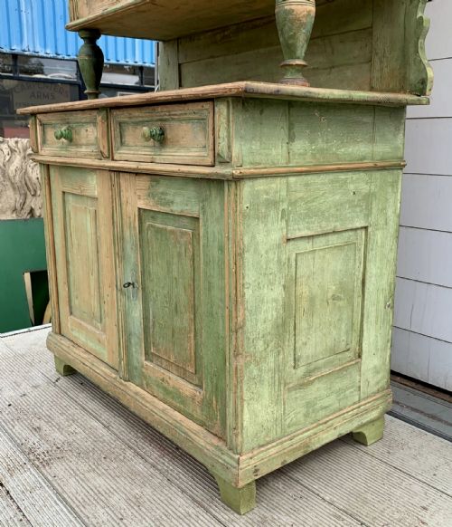 19TH CENTURY EAST EUROPEAN PAINTED PINE DRESSER IN ORIGINAL PAINT - ADDITIONAL PHOTO 7