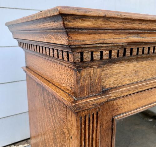 EDWARDIAN OAK GLAZED BOOKCASE COMPLETE WITH KEY - ADDITIONAL PHOTO 5