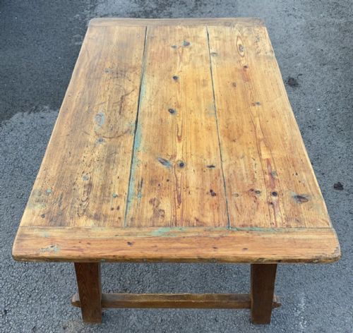19TH CENTURY FRENCH PINE KITCHEN PREPARATION TABLE WITH DRAWER - ADDITIONAL PHOTO 2