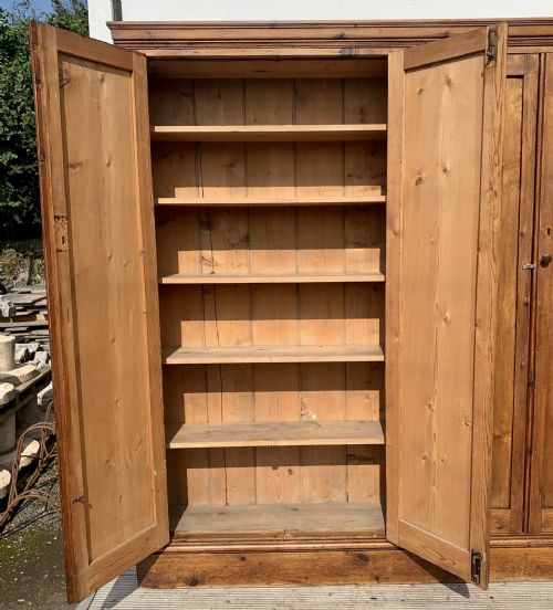 VICTORIAN PINE CHURCH BIBLE OR PRAYER BOOK 4 DOOR CUPBOARD - ADDITIONAL PHOTO 4