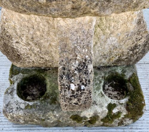 CIRCA 1900 HAND CARVED STONE BIRD BATH - ADDITIONAL PHOTO 5