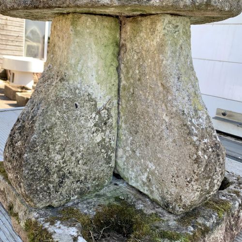 CIRCA 1900 HAND CARVED STONE BIRD BATH - ADDITIONAL PHOTO 8