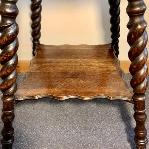 1920S OAK OCCASIONAL TABLE ON BARLEY TWIST LEGS WITH CAST IRON FEET IN THE FORM OF AN EAGLE HOLDING A GLASS BALL - ADDITIONAL PHOTO 4