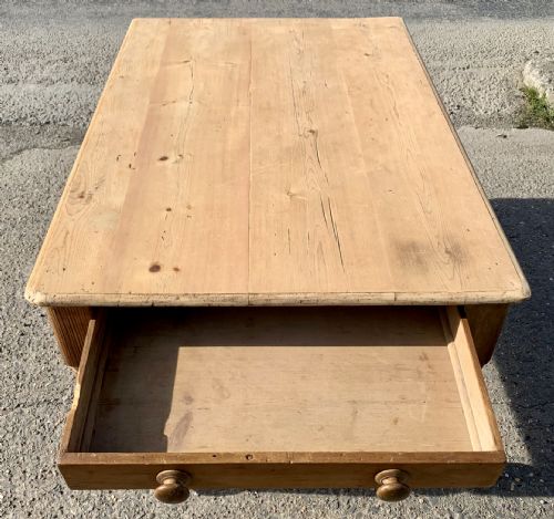 CIRCA 1900 KITCHEN TABLE WITH SINGLE DRAWER TO END - ADDITIONAL PHOTO 3