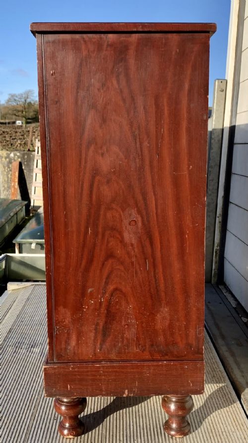 VICTORIAN PINE CHEST OF DRAWERS WITH ORIGINAL TURNED KNOBS AND FEET - ADDITIONAL PHOTO 8