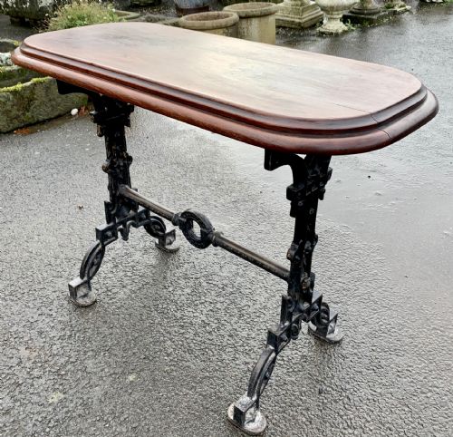 VICTORIAN CAST IRON PUB TABLE WITH ORIGINAL MAHOGANY TOP - ADDITIONAL PHOTO 2