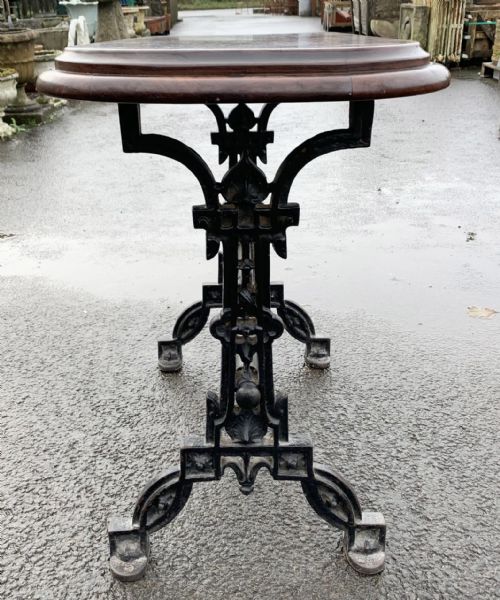 VICTORIAN CAST IRON PUB TABLE WITH ORIGINAL MAHOGANY TOP - ADDITIONAL PHOTO 5