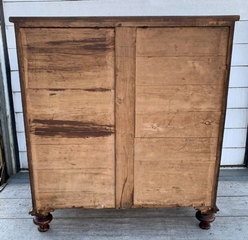 CIRCA 1850 MAHOGANY BOW FRONT CHEST OF DRAWERS - ADDITIONAL PHOTO 11